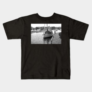 Traditional sailing boat moored up on the River Ant in the Norfolk Broads Kids T-Shirt